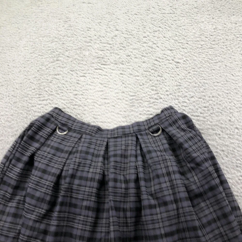 Hot Topic Skirt Womens Medium Gray Plaid Pleated Strap Detail Short Mini